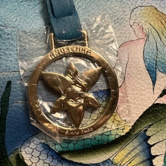 Anuschka Hand‎ Painted Hobo Bag – Blue Mermaid, Leather Purse, 9"x8.25"x4.75" - Picture 11 of 16